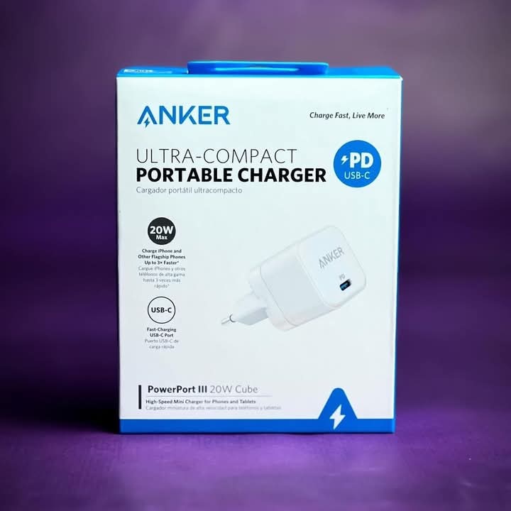 20W Foldable Plug Fast Charger by Anker - Compact Power Solution % 20W Foldable Plug Fast Charger by Anker - Compact Power Solution