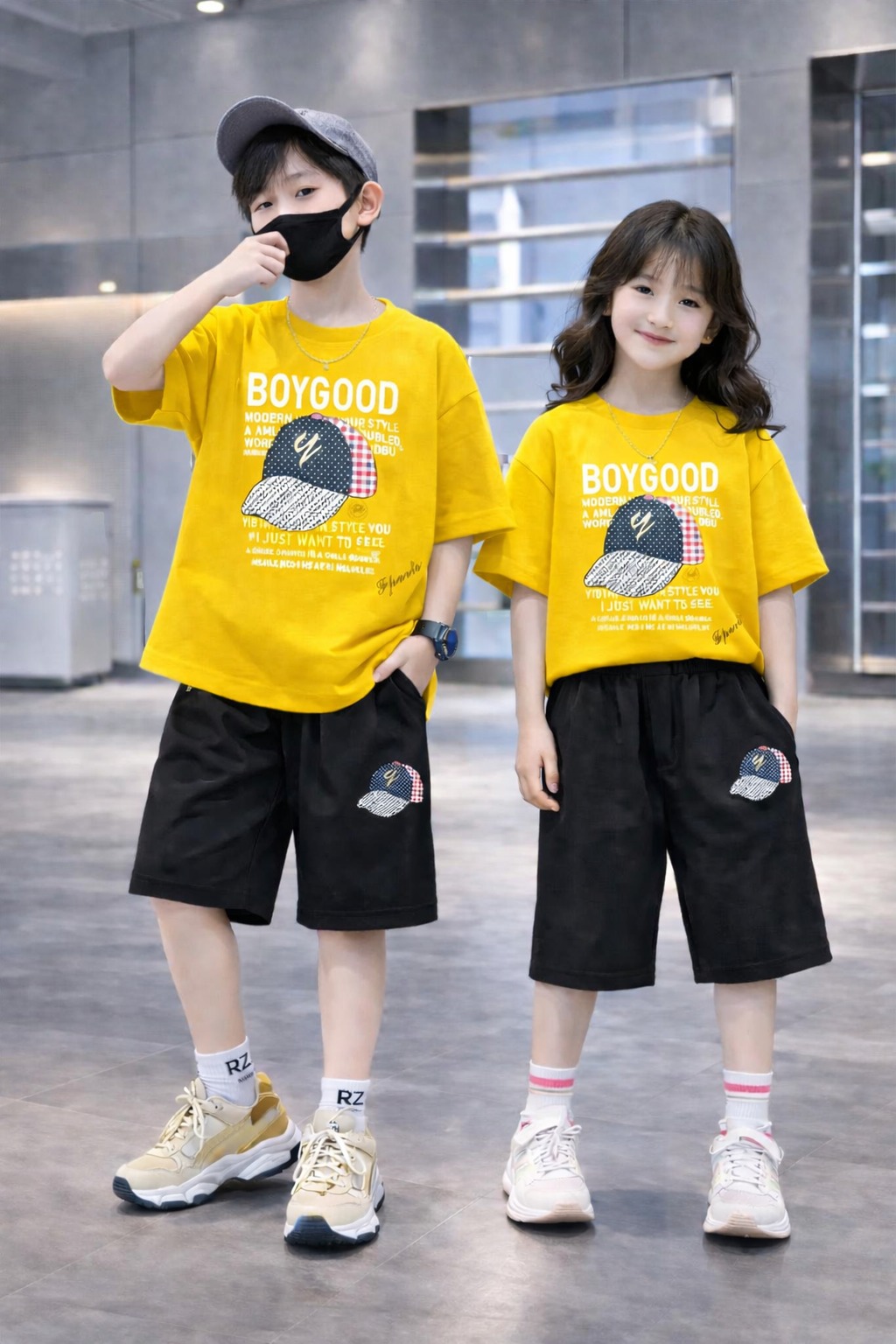 Baby T-Shirt and Pant Set with Drop Shoulder Design for Stylish Comfort % Baby T-Shirt and Pant Set with Drop Shoulder Design for Stylish Comfort