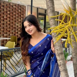 Chanderi Silk Saree with Blouse Piece - Elegant Traditional Attire