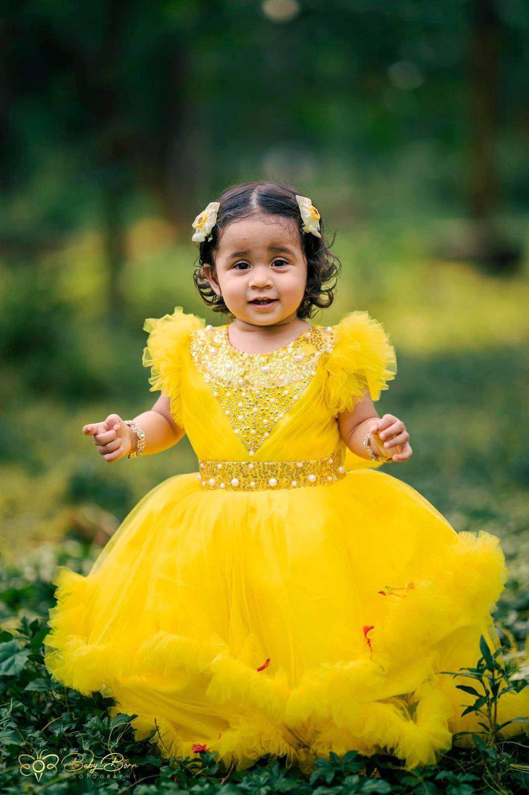 Charming Baby Party Dress in Soft Fabric - Perfect for Special Occasions % Charming Baby Party Dress in Soft Fabric - Perfect for Special Occasions