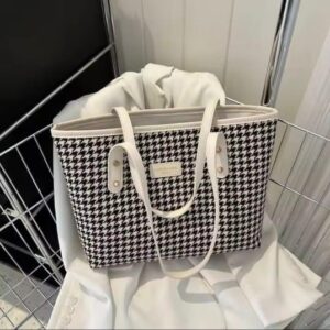 Checkered Cotton Tote Bag - Stylish and Eco-Friendly Carryall for Everyday Use