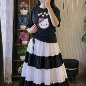 Chic Matching Skirt and T-Shirt Ensemble for Effortless Style
