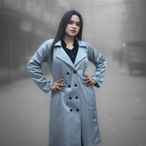 Chic Women's Buttoned Overcoat for Elegant Layering and Style