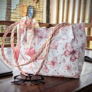 Chic Women's Handbag - Fashionable & Versatile for Every Occasion
