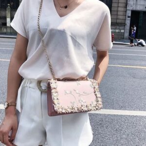 Chic Women's Handbag – Trendy Design for Everyday Elegance