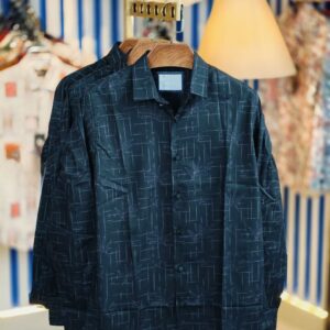 Classic Black 100% Cotton Long-Sleeve Shirt