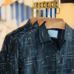 Classic Black Pure Cotton Long-Sleeve Shirt