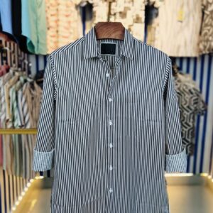 Classic Full Sleeve Shirt - Timeless Elegance for Sophisticated Style