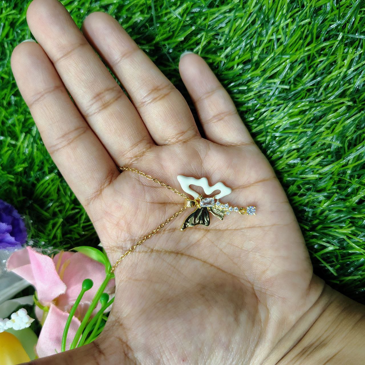 Colorful Acrylic Butterfly Pendant Necklace for Women - Elegant Fantasy Jewelry % Colorful Acrylic Butterfly Pendant Necklace for Women - Elegant Fantasy Jewelry