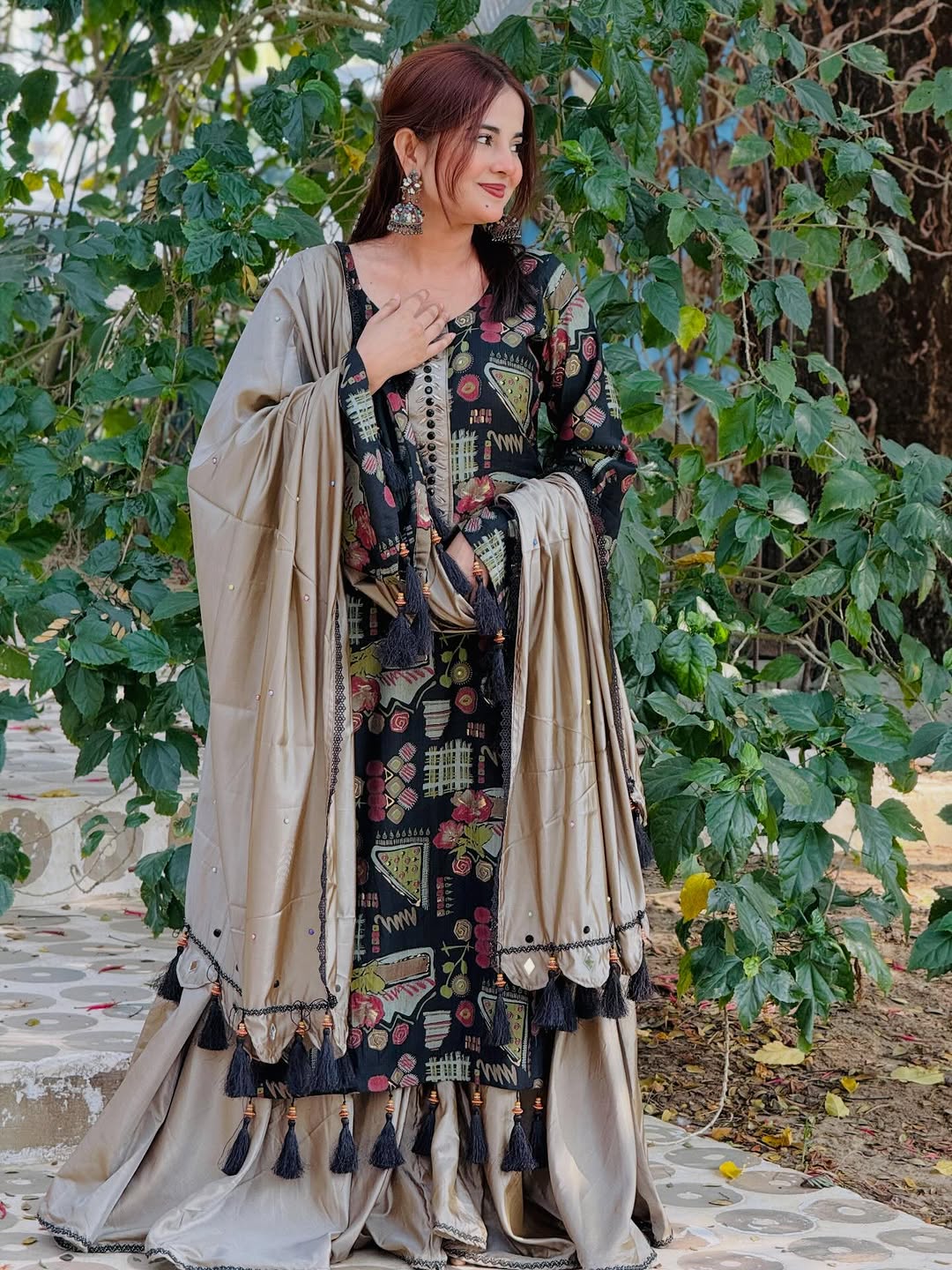 Digital Print Three-Piece Set - Stylish and Versatile Fashion Ensemble % Digital Print Three-Piece Set - Stylish and Versatile Fashion Ensemble