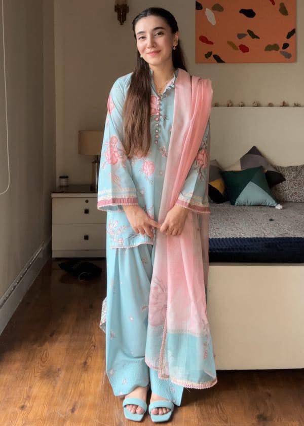 Digital Printed 3-Piece Set – Stylish Outfit Collection % Digital Printed 3-Piece Set – Stylish Home Decor Collection