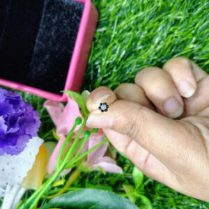 Elegant 7mm Gold Mossanite Nose Pin with Gift Box - Traditional Design