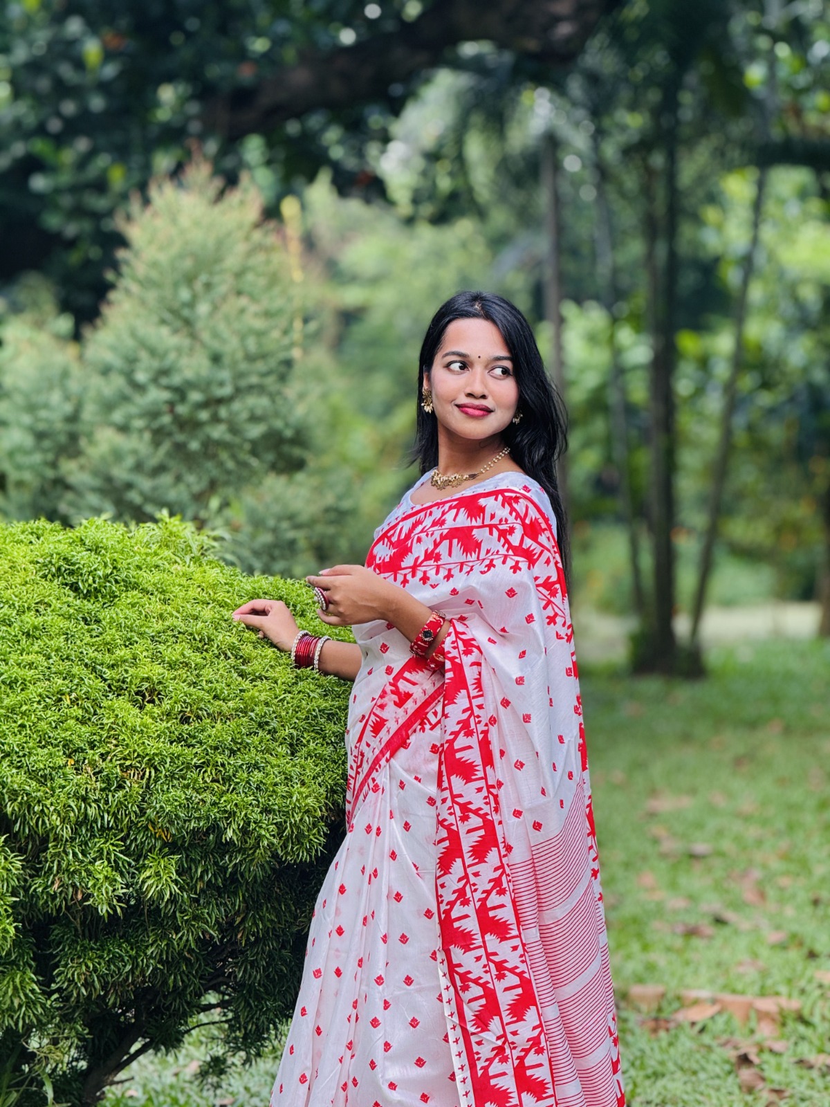 Elegant Boishakhi Saree Set with Blouse Piece - Festive Traditional Wear % Elegant Boishakhi Saree Set with Blouse Piece - Festive Traditional Wear