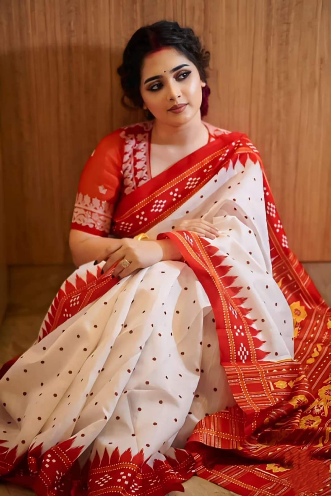 Elegant Boishakhi Sharee Set with Blouse Piece – Premium Collection % Elegant Boishakhi Sharee Set with Blouse Piece – Premium Collection