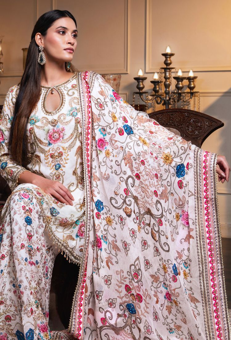 Elegant Eid Three-Piece Digital Print Set for Festive Celebrations % Elegant Eid Three-Piece Digital Print Set for Festive Celebrations