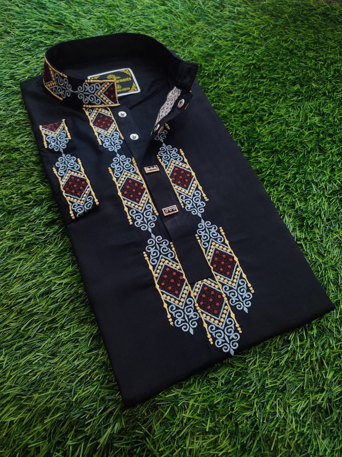Elegant Embroidered Panjabi for Men - Traditional Dress Shirt % Elegant Embroidered Panjabi for Men - Traditional Dress Shirt