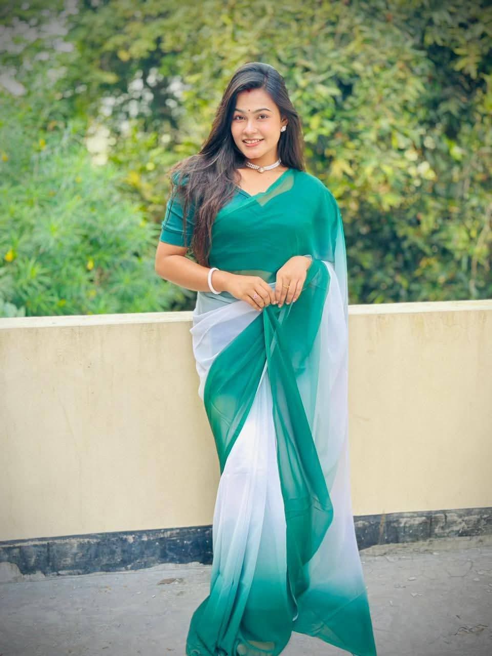 Elegant Georgette Saree - Traditional Indian Ethnic Wear for Special Occasions % Elegant Georgette Saree - Traditional Indian Ethnic Wear for Special Occasions