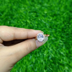 Elegant Golden Finish Crystal Crown Ring for Timeless Style