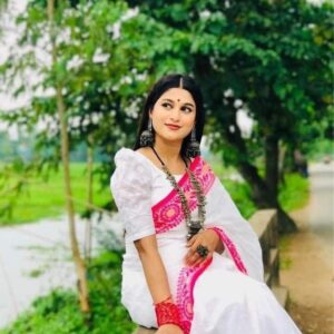 Elegant Half Silk Poddo Pair Saree for Stunning Traditional Looks