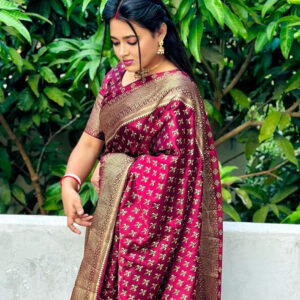 Elegant Japanese Silk Saree with Matching Blouse Piece