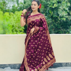 Elegant Japanese Silk Saree with Matching Blouse Piece - Premium Quality