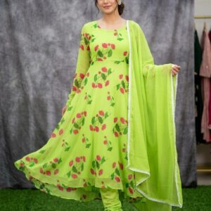 Elegant Jorjet Three-Piece Set for Effortless Style and Comfort