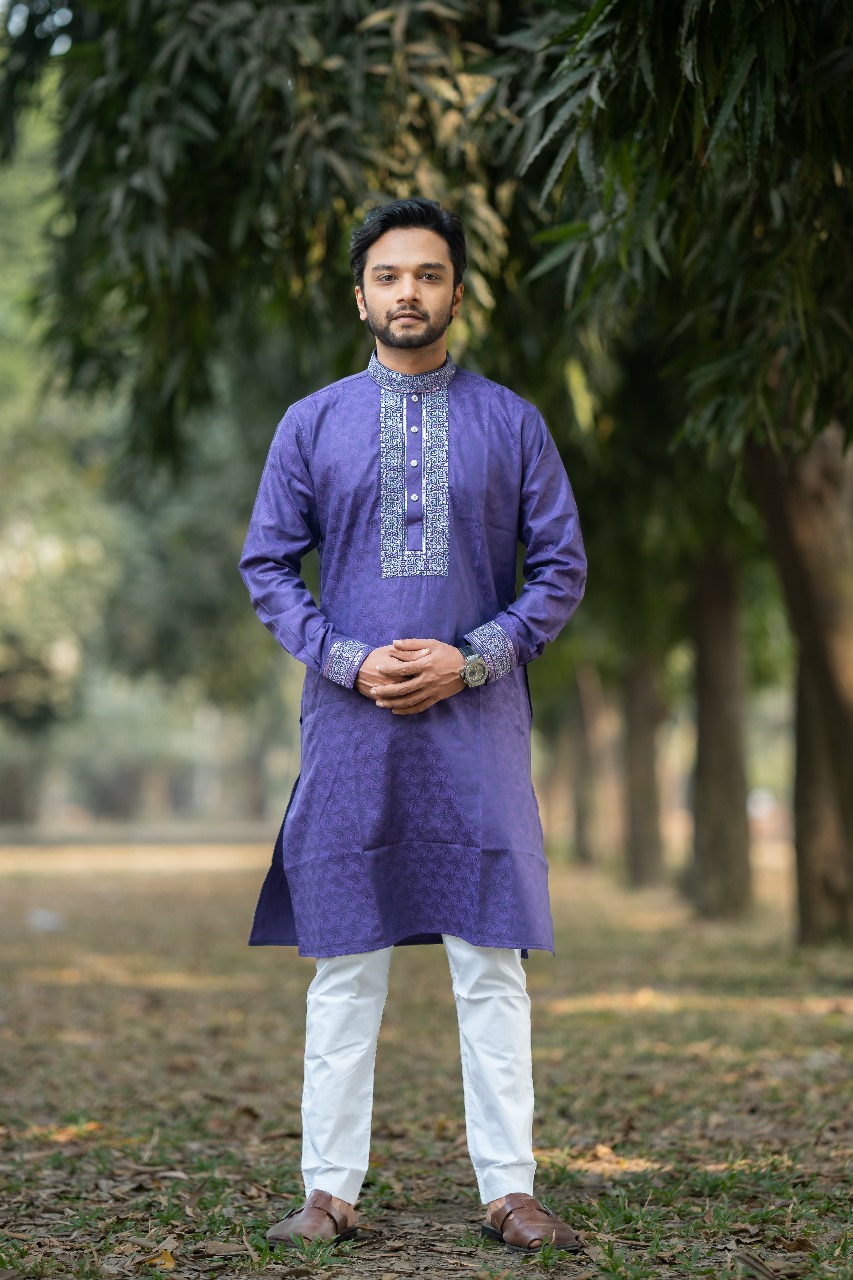Elegant Premium Panjabi for Men - Traditional Style & Fine Fabric % Elegant Premium Panjabi for Men - Traditional Style & Fine Fabric