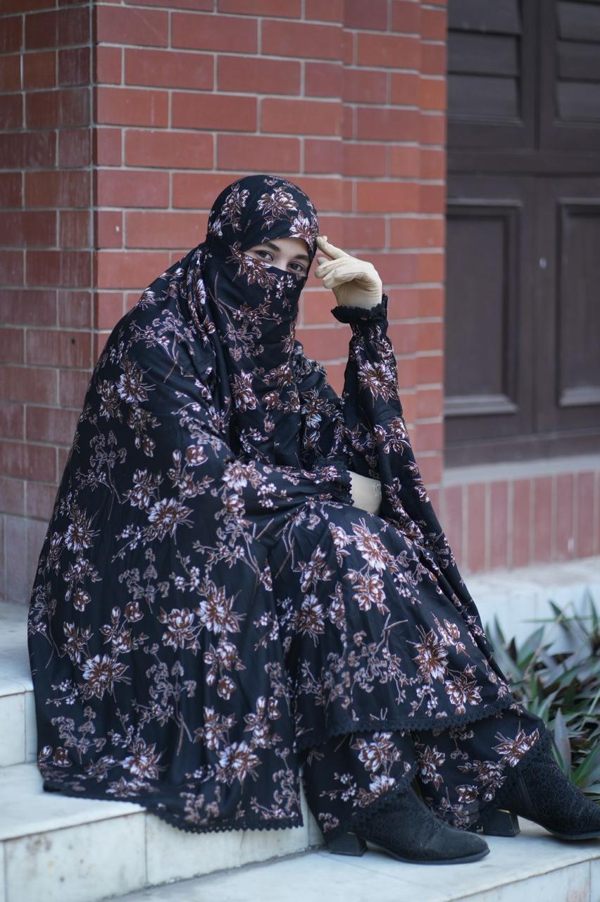Elegant Short Khimar Set - Stylish & Versatile Headscarf Ensemble % Elegant Short Khimar Set - Stylish & Versatile Headscarf Ensemble