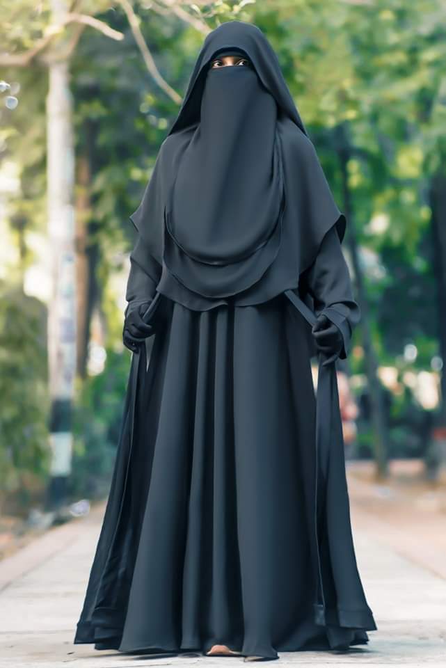 Elegant Sunnati Borka - Premium Quality Traditional Wear for Women % Elegant Sunnati Borka - Premium Quality Traditional Wear for Women