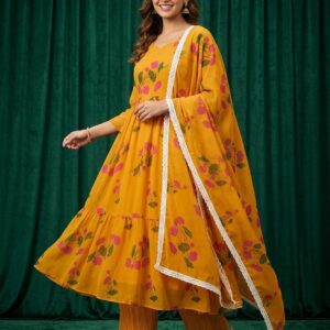 Elegant Three-Piece Jorjet Set - Stylish and Versatile Outfit for Any Occasion