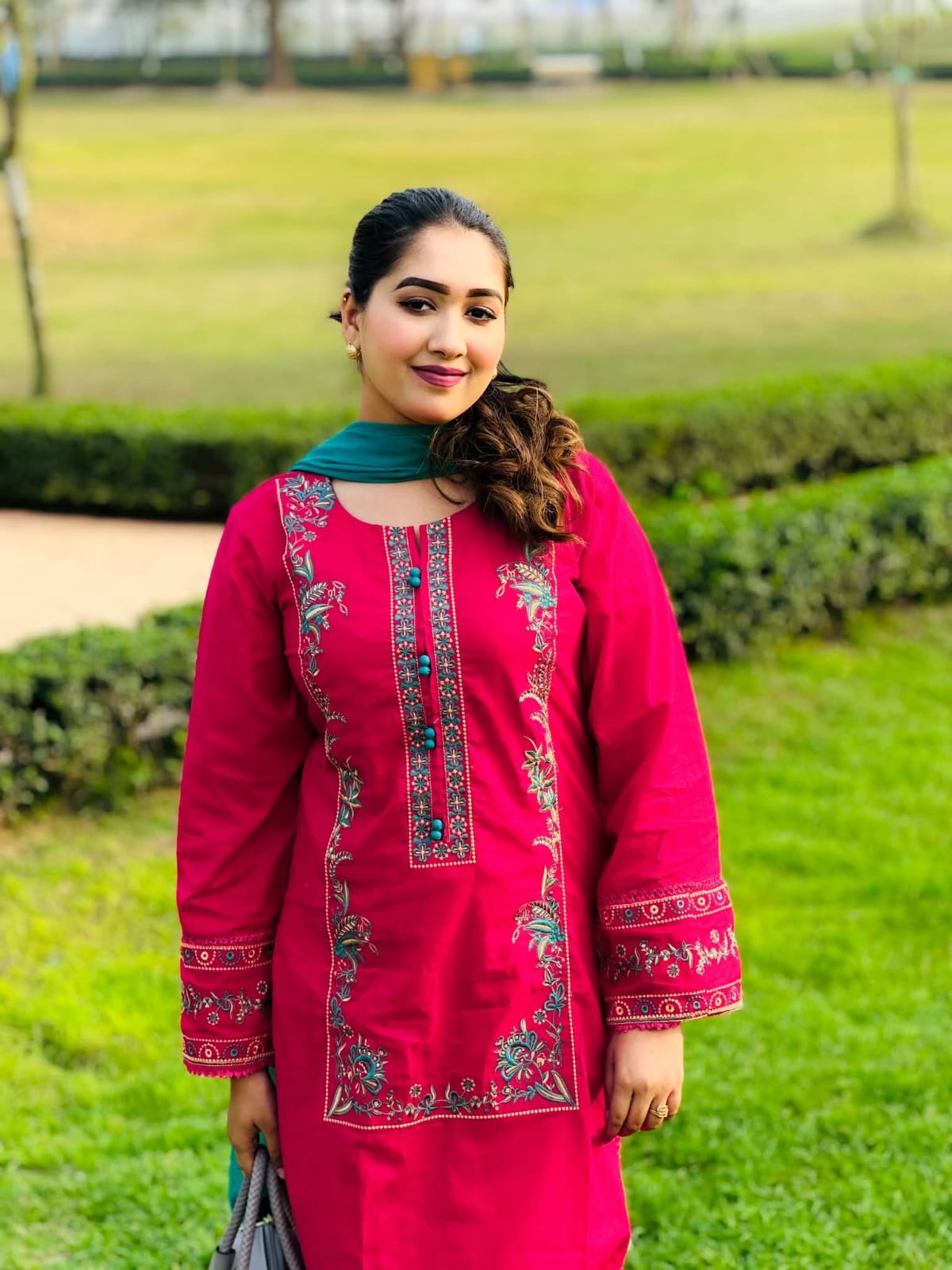 Elegant Three-Piece Ready-Made Outfit for Effortless Style % Elegant Three-Piece Ready-Made Outfit for Effortless Style