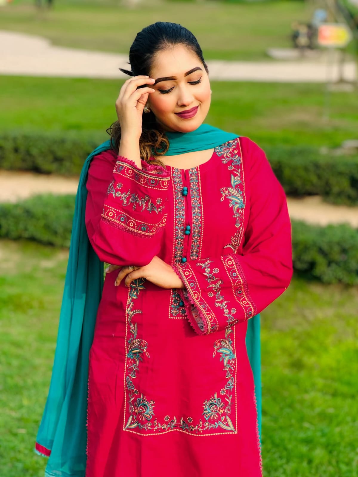 Elegant Three-Piece Ready-Made Outfit for Effortless Style % Elegant Three-Piece Ready-Made Outfit for Effortless Style
