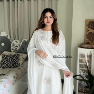 Elegant Three-Piece Sada Bahar Set - Stylish and Versatile Outfit