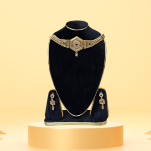 Elegant Women's Necklace and Earring Set - Perfect for Any Occasion