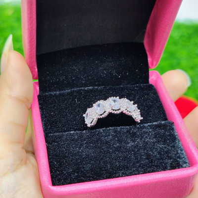 Eternal Vintage Oval Crystal Ring - Timeless Elegance for Every Occasion % Eternal Vintage Oval Crystal Ring - Timeless Elegance for Every Occasion