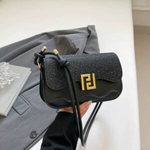 Fendi Elegant Evening Clutch - Chic Party Purse for Stylish Occasions