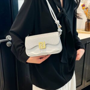 Fendi Elegant Evening Purse - Chic Party Accessory for Any Occasion