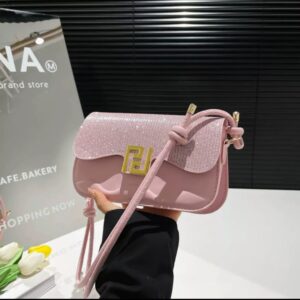 Fendi Elegant Evening Purse – Stylish Party Accessory for Chic Looks