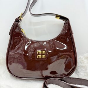 Glossy Minmin Purse - Elegant and Stylish Handbag for Any Occasion