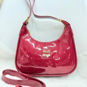 Glossy Minmin Purse - Stylish and Chic Handbag for Modern Fashionistas