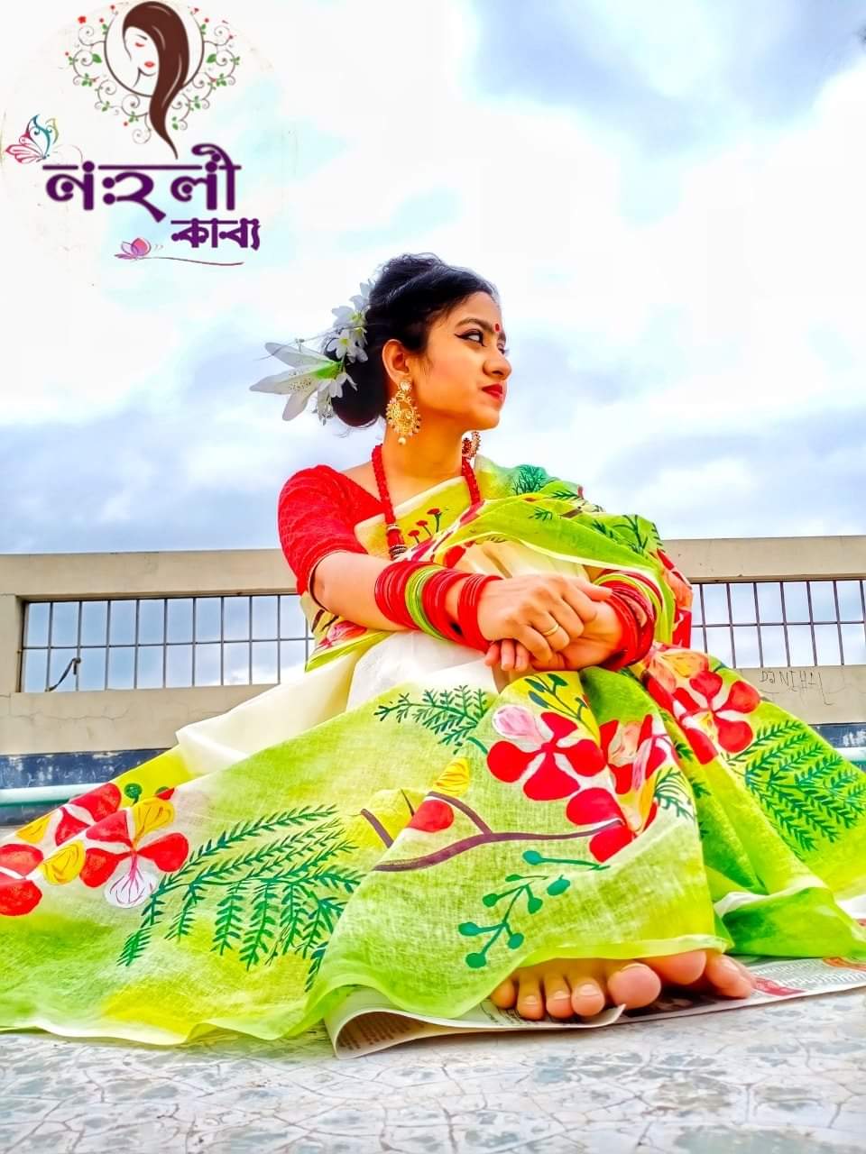 Hand-Printed Half Silk Saree with Exquisite Cotton Detailing - Findshob % Hand-Printed Half Silk Saree with Exquisite Cotton Detailing - Findshob