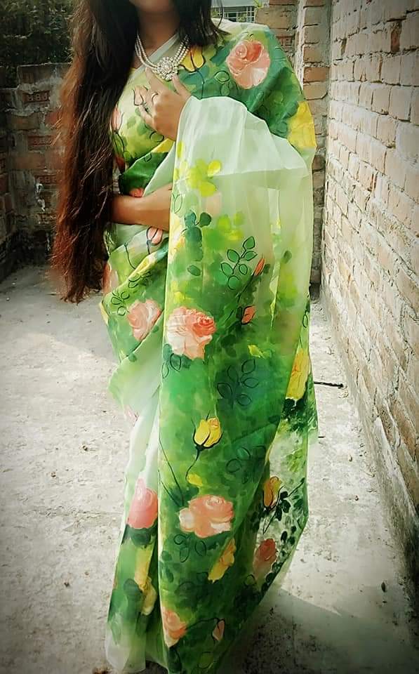 Handcrafted Half Silk Saree with Artistic Print and Embroidery % Handcrafted Half Silk Saree with Artistic Print and Embroidery
