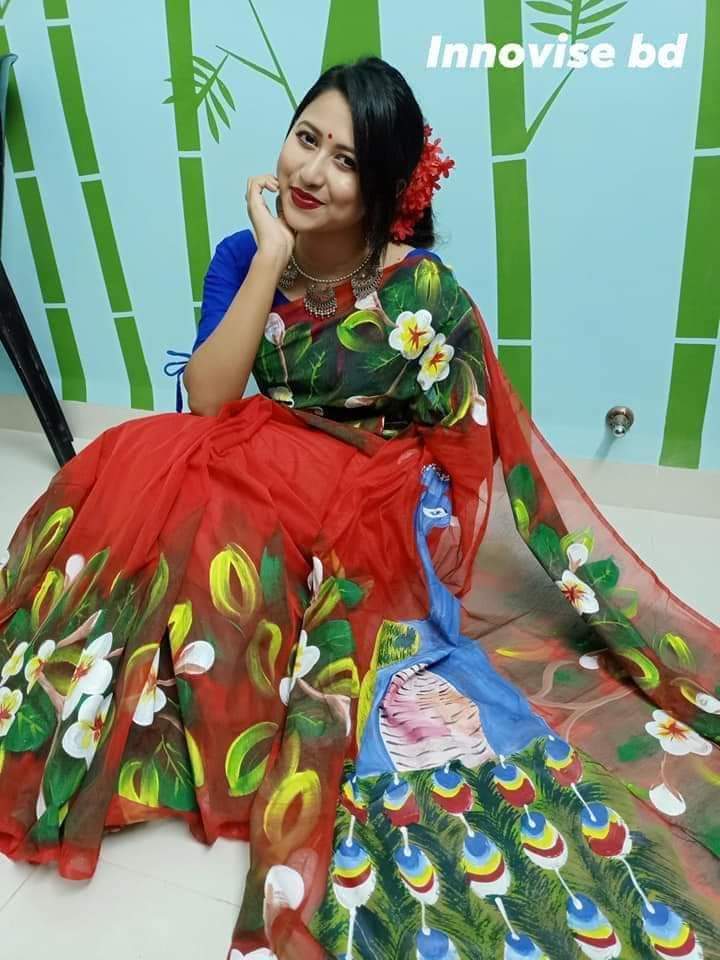 Handcrafted Half Silk Saree with Artistic Printed Cotton Work % Handcrafted Half Silk Saree with Artistic Printed Cotton Work