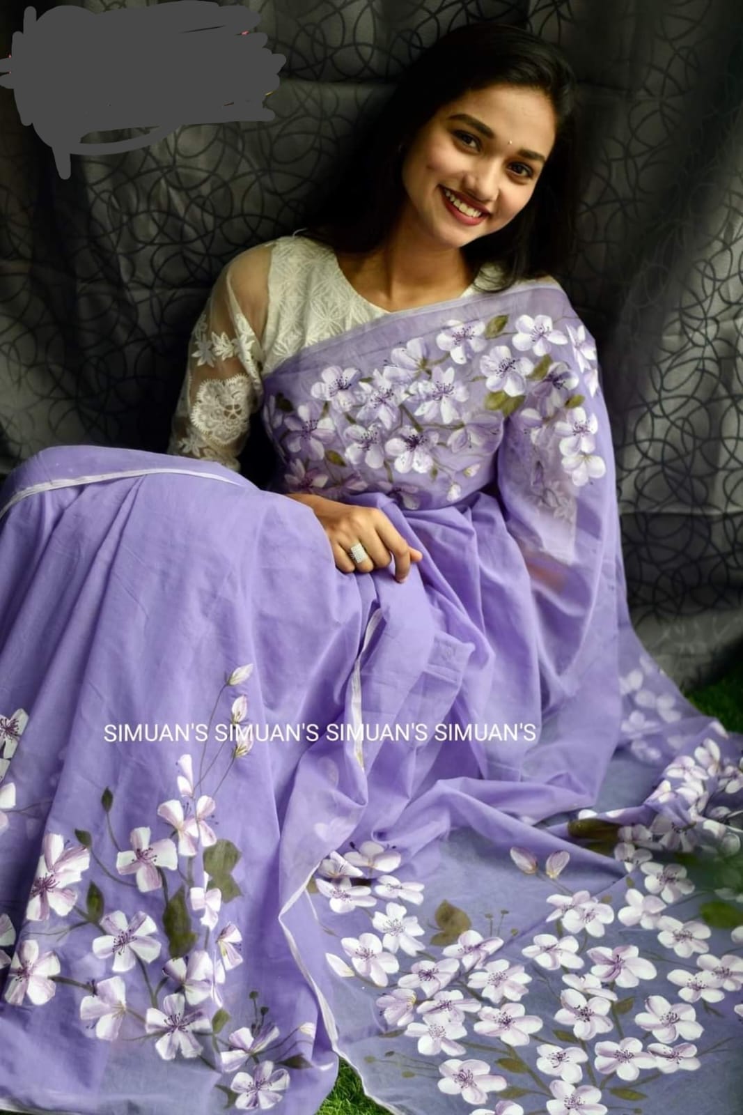 Handcrafted Half-Silk Saree with Elegant Printed Wool Detailing % Handcrafted Half-Silk Saree with Elegant Printed Wool Detailing