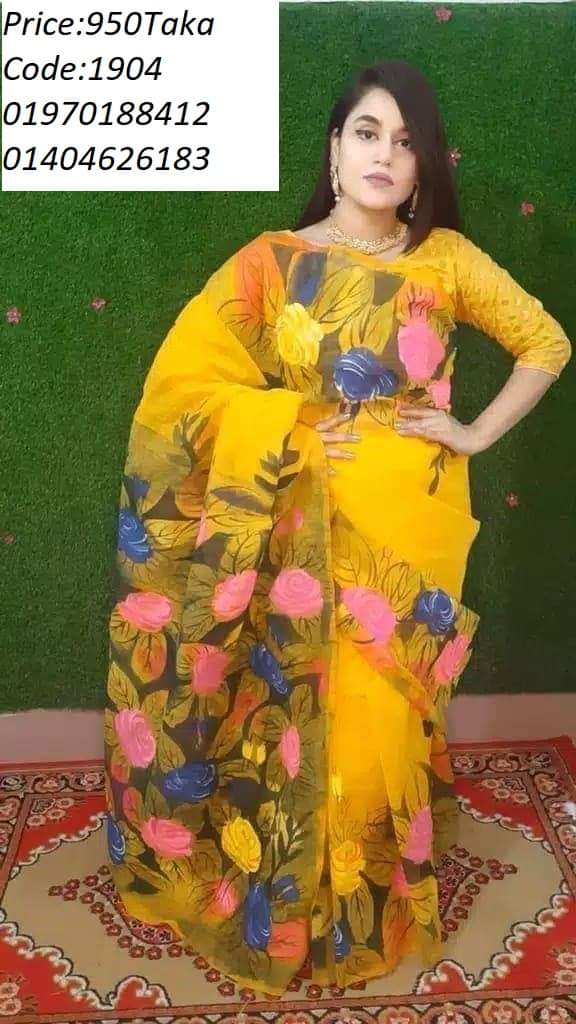 Handcrafted Half-Silk Saree with Intricate Cotton Print Design % Handcrafted Half-Silk Saree with Intricate Cotton Print Design