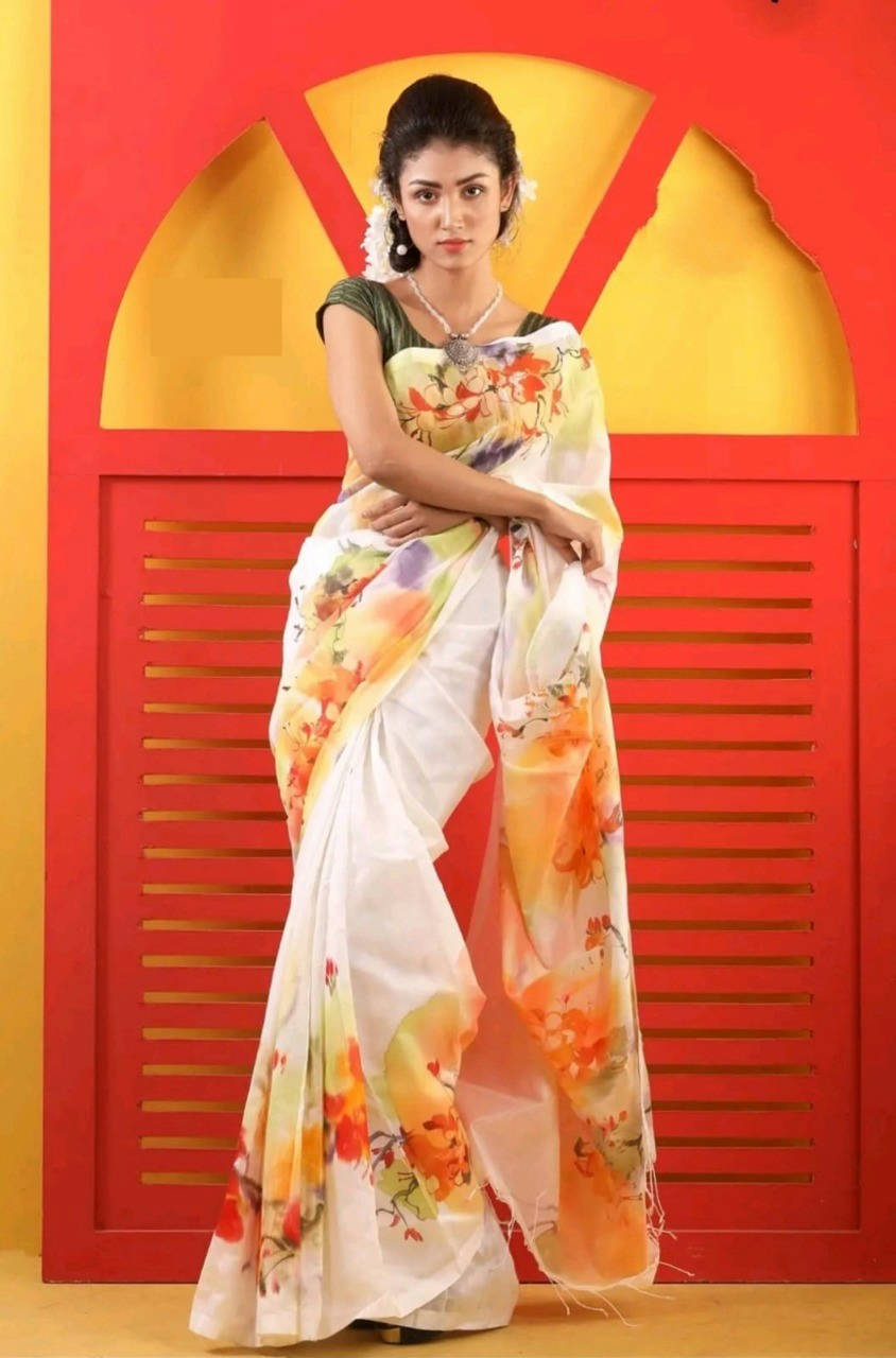 Handcrafted Half-Silk Saree with Intricate Printed Cotton Work % Handcrafted Half-Silk Saree with Intricate Printed Cotton Work