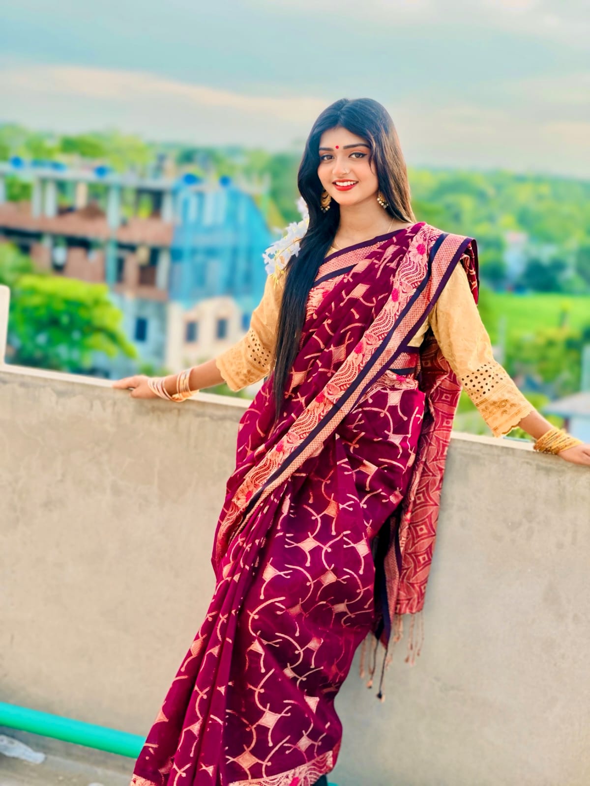 Jamdani Cotton Saree - Exquisite Handwoven Design for Elegant Style % Jamdani Cotton Saree - Exquisite Handwoven Design for Elegant Style