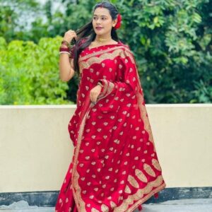 Japanese Silk Saree with Blouse Piece - Elegant Tradition for Every Occasion