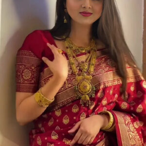Japanese Silk Saree with Blouse Piece - Elegant Traditional Attire