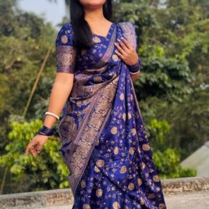 Japanese Silk Saree with Blouse Piece - Elegant Traditional Attire